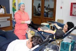Сотрудники госучреждения в Актау сдали 30 литров крови (ФОТО)